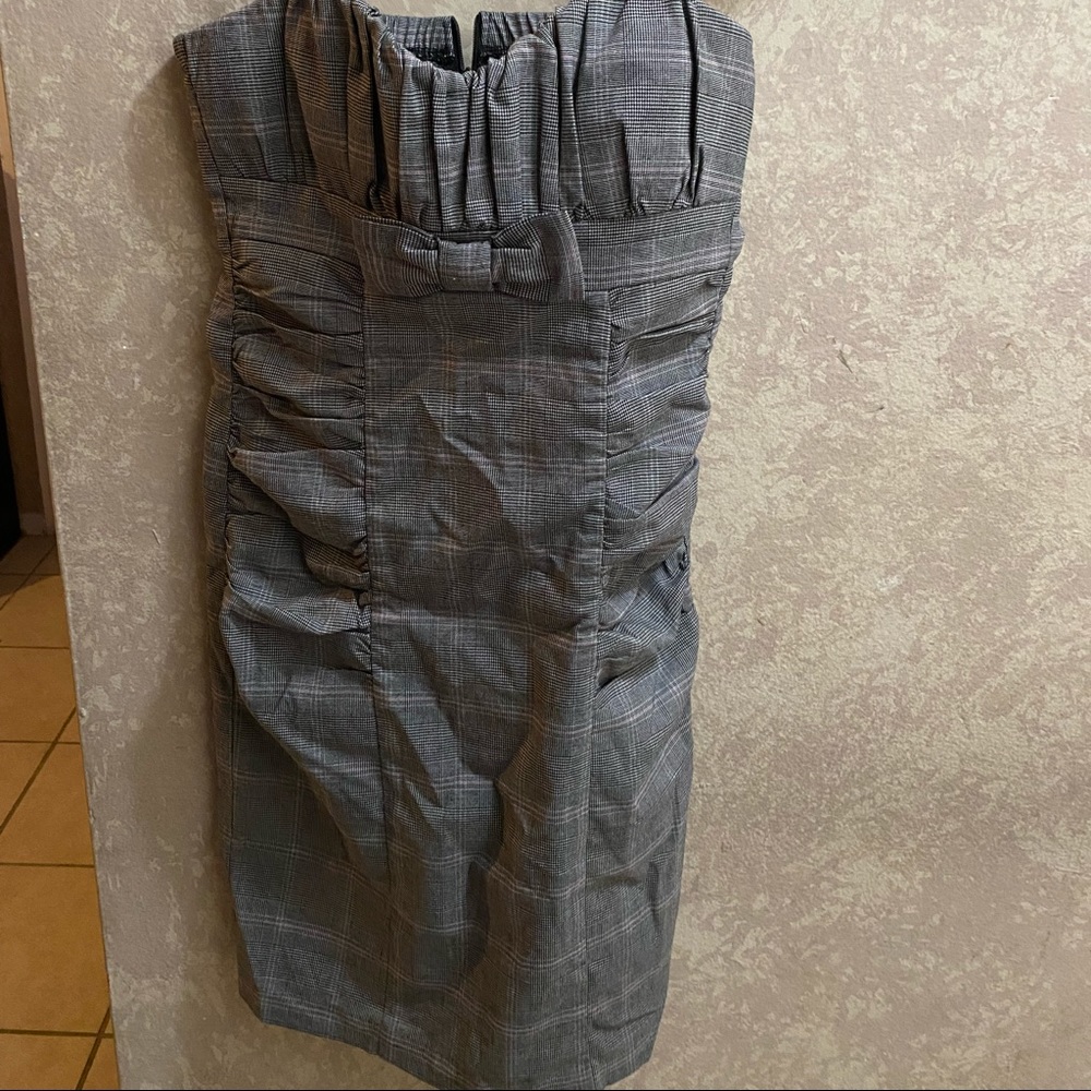 Grey teenager dress